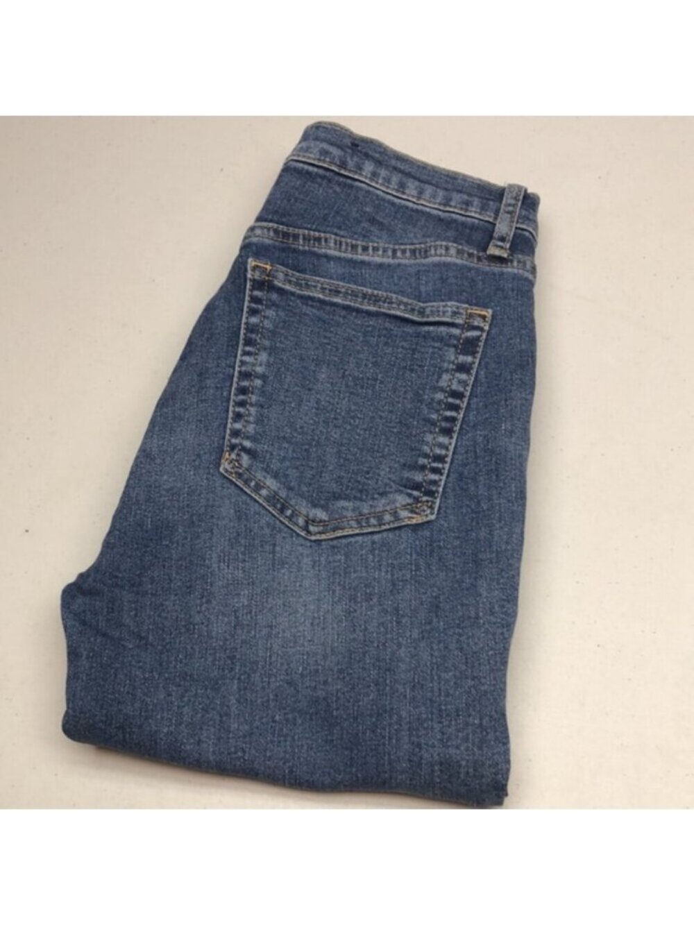 LIKE NEW GAP TRUE SKINNY HIGH-RISE JEANS 0/25x28 ⭐️